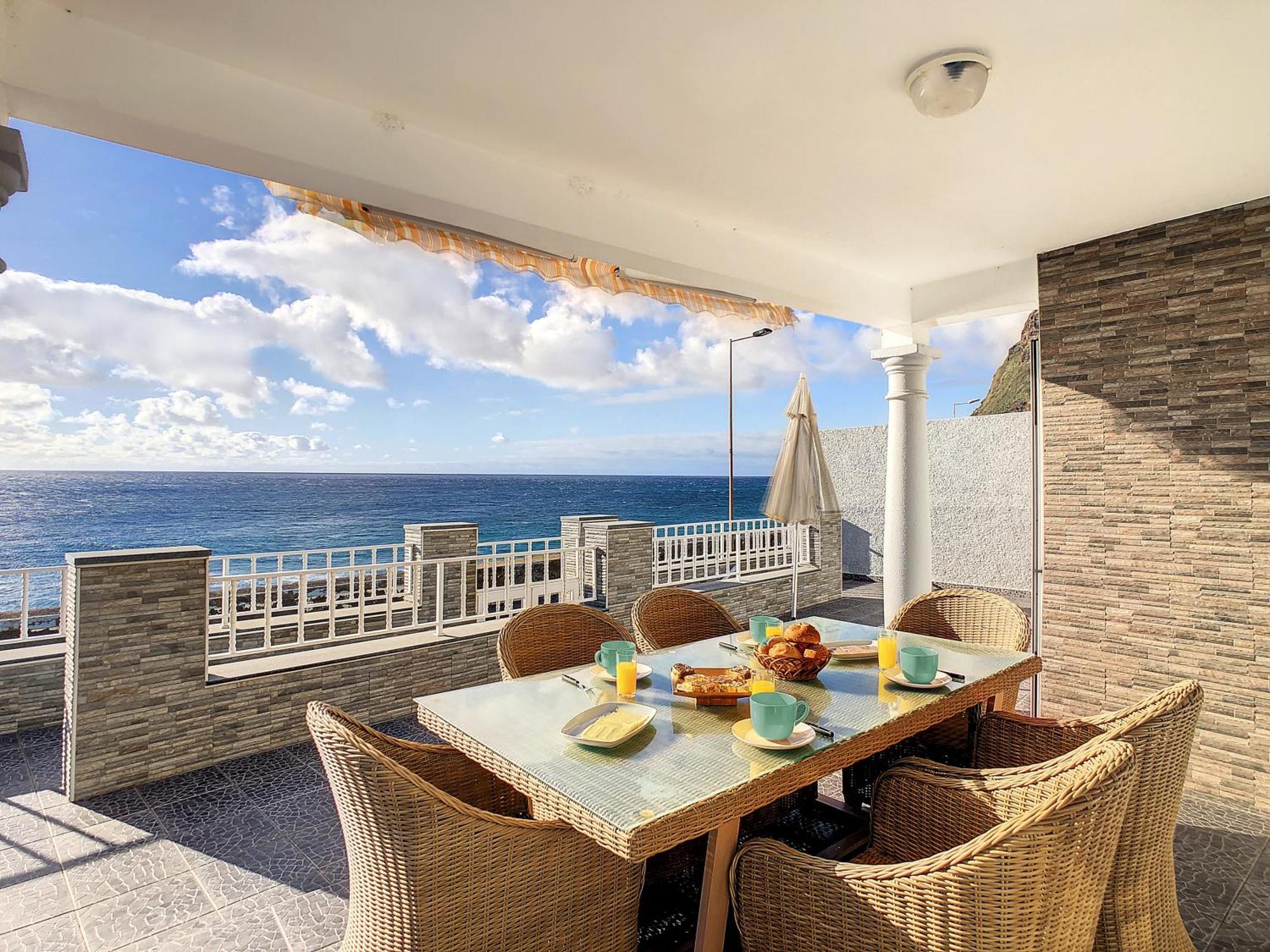 Naya Beach House By Lovelystay Malseira エクステリア 写真